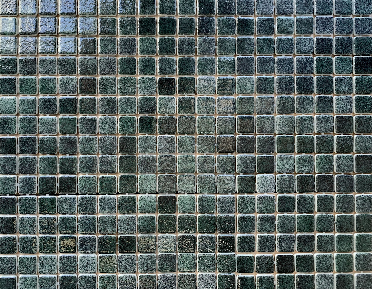 Everglade Glass Mosaic Pool Tiles - 25x25