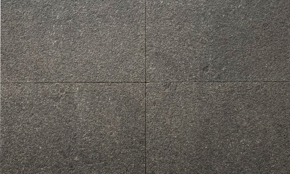 Sable granite pavers showing colour variation and movement